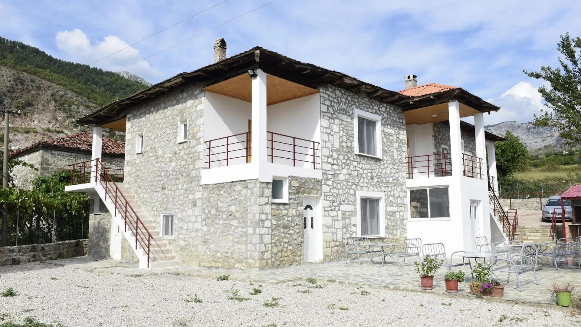 Lodge Vila Disha Tirana